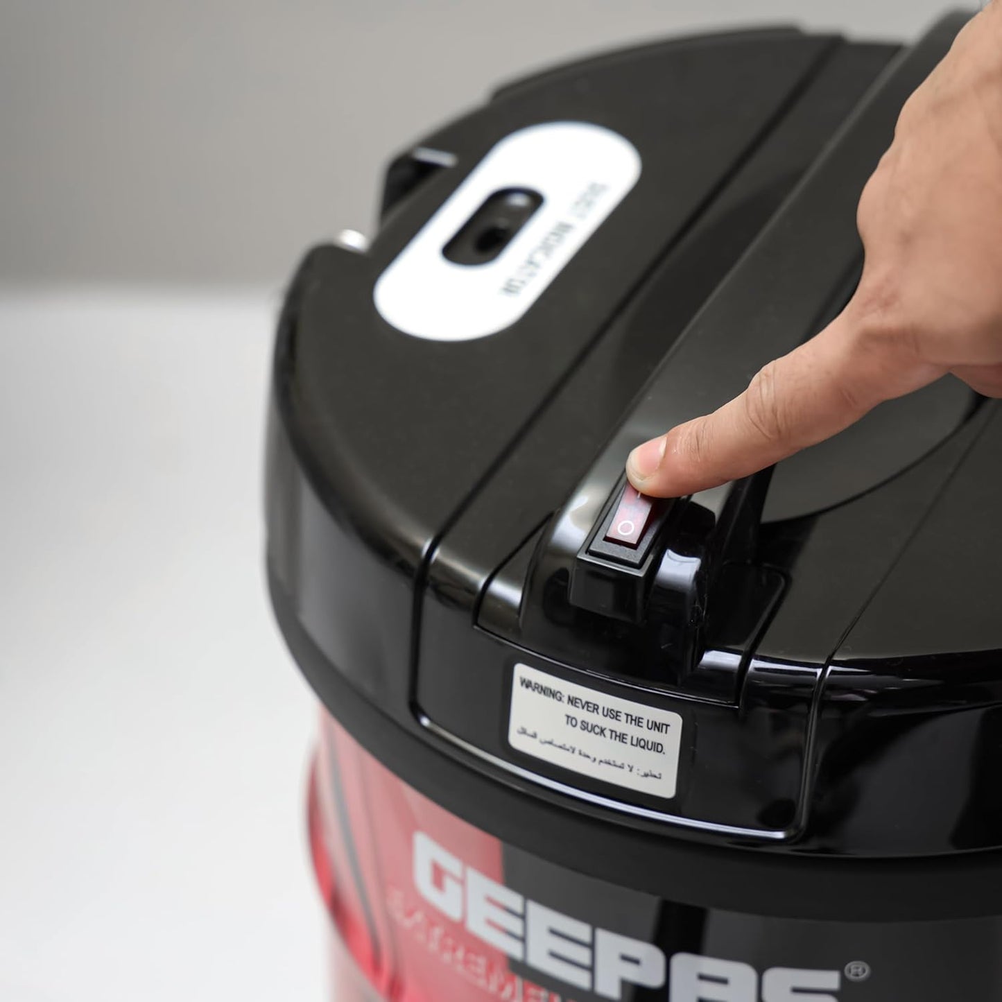 Geepas GVC2598 2300W 25L Drum Vacuum Cleaner with Blower, Dust Full Indicator, and Parking Position